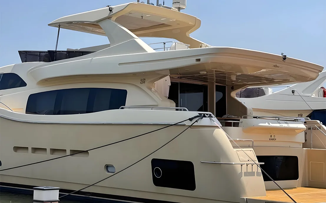 A luxury boat's window covered with premium tints. high heat rejection and full privacy.